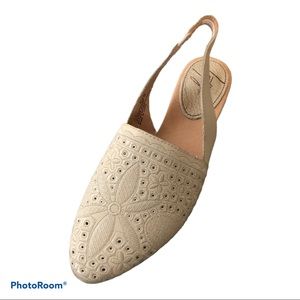 Anthropologie latigo embroidered slingback flats